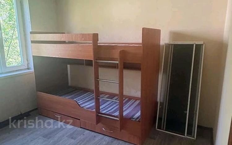 3-бөлмелі пәтер · 56 м² · 4/4 қабат, Уалиханова — Маметова, бағасы: 35.7 млн ₸ в Алматы, Медеуский р-н — фото 2