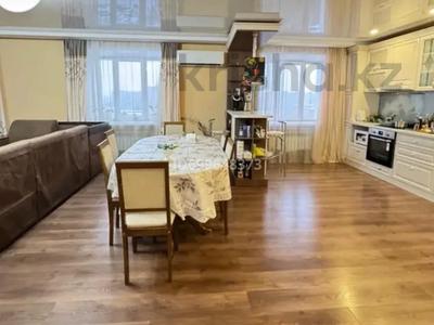 Продажа квартир в Восточно-Казахстанской обл.: 4-комнатная квартира · 112 м² · 8/9 этаж, Крылова 70 — Крылова Ауэзова за ~ 55 млн 〒 4-комнатная квартира · 112 м² · 8/9 этаж, Крылова 70 — Крылова Ауэзова за ~ 55 млн 〒 в Усть-Каменогорске, Ульбинский
