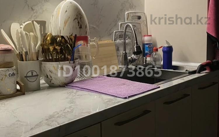 2-бөлмелі пәтер · 70 м² · 4/5 қабат, Пушкина 157, бағасы: 49 млн ₸ в Таразе — фото 19