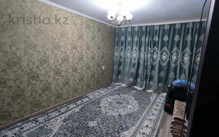 3-комнатная квартира · 61.5 м² · 3/5 этаж, Майкудук, Майкудук, 12й микрорайон за 13.9 млн ₸ в Караганде, Алихана Бокейханова р-н — фото 2