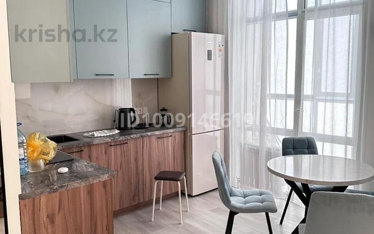 1-комнатная квартира · 42 м² · 13/16 этаж, Строителей за 20 000 ₸ в Караганде — фото 2