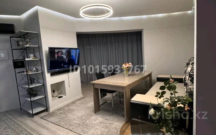 3-комнатная квартира · 109 м² · 10/19 этаж, Брусиловского 167 за 800 000 ₸ в Алматы, Алмалинский р-н — фото 2