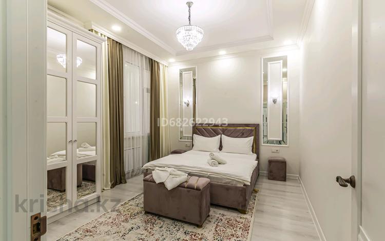 3-комнатная квартира, 100 м², 2 этаж посуточно, Розыбакиева 8 за 50 000 〒 в Алматы, Бостандыкский р-н — фото 2