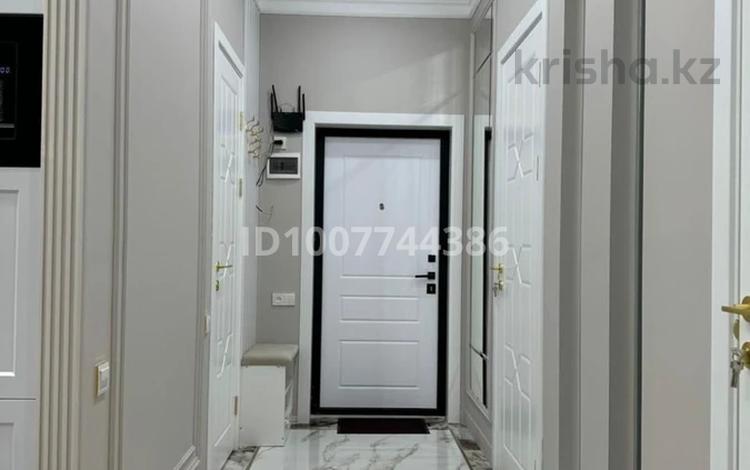 3-комнатная квартира · 60 м² · 17/20 этаж, Ермек Серкебаев 146/1 — Аль-фараби/Гагарина за 30 000 ₸ в Алматы, Бостандыкский р-н — фото 2