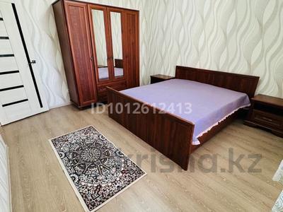 3-комнатная квартира · 90 м² · 7/7 этаж, 11 19/2 — Туран молл и клиника талгат за 150 000 〒 в Туркестане