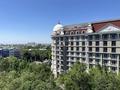 2-комнатная квартира · 71 м² · 8/8 этаж, Кабанбай Батыра за 470 000 ₸ в Алматы, Алмалинский р-н — фото 5
