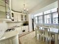 2-комнатная квартира · 71 м² · 8/8 этаж, Кабанбай Батыра за 470 000 ₸ в Алматы, Алмалинский р-н — фото 8