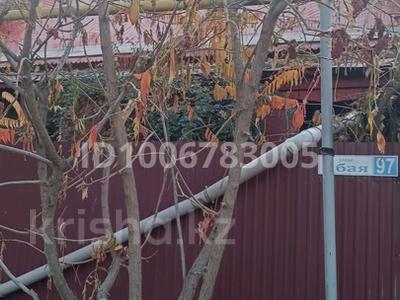 Отдельный дом · 4 комнаты · 115 м² · 9.2 сот., Абая 97 за 68 млн 〒 в Туздыбастау (Калинино)