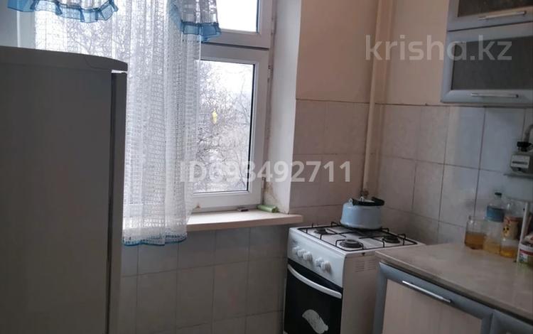 1-комнатная квартира · 32 м² · 4/5 этаж, Әл-Фараби 27 — 2 мкр 27 дом за 85 000 ₸ в Таразе — фото 8