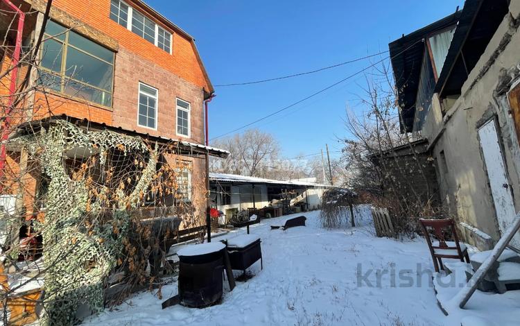Отдельный дом · 5 комнат · 200 м² · 17 сот., мкр Шанырак-1, Махамбета Утемисова 77 за 210 млн ₸ в Алматы, Алатауский р-н — фото 31