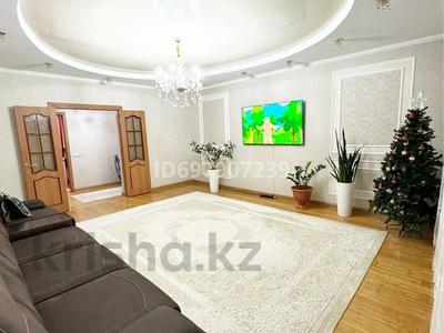 Продажа квартир в Алматы: 5-комнатная квартира · 154.5 м² · 1/10 этаж, мкр Аксай-5 1а за 67 млн 〒 5-комнатная квартира · 154.5 м² · 1/10 этаж, мкр Аксай-5 1а за 67 млн 〒 в Алматы, Ауэзовский р-н