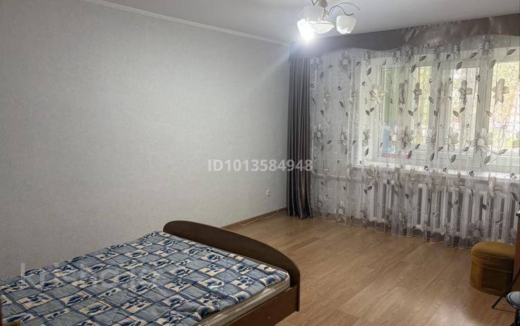 2-комнатная квартира · 50 м² · 1/5 этаж, Сундеткали Ескалиева за 150 000 ₸ в Уральске — фото 2