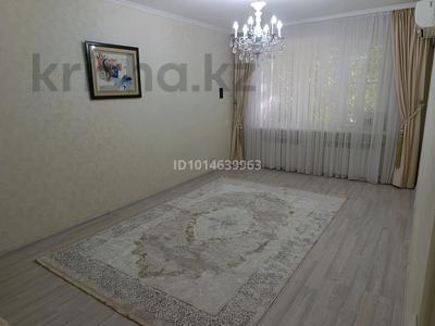 2-комнатная квартира · 55 м² · 1/5 этаж, мкр 8, Абулхайыр хана за 200 000 ₸ в Актобе