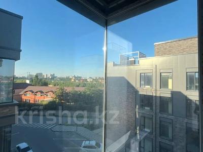 3-бөлмелі пәтер · 88 м² · 4/4 қабат, Мкр. Ак Шагала 10/9, бағасы: 41 млн ₸ в Атырау