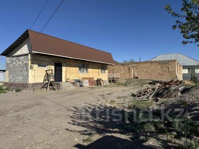 Жеке үй · 4 бөлме · 168 м² · 8 сот., мкр Боралдай (Бурундай), бағасы: 30 млн ₸ в Алматы, Алатауский р-н