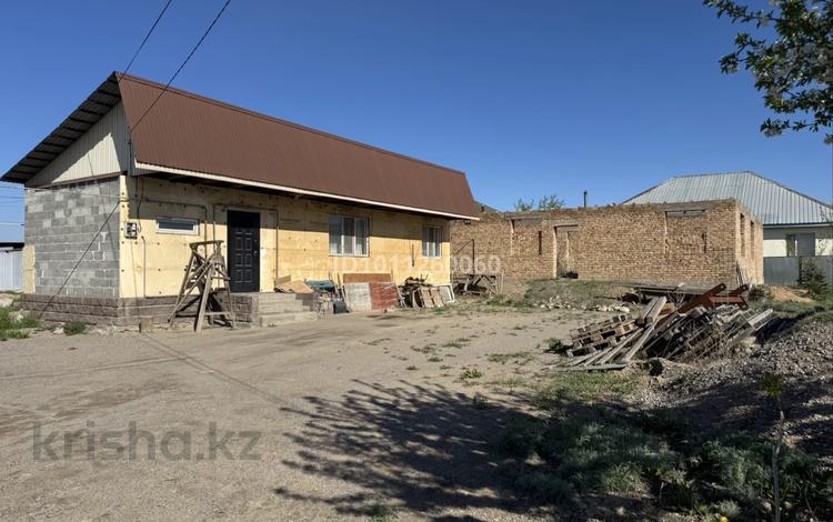 Жеке үй · 4 бөлме · 168 м² · 8 сот., мкр Боралдай (Бурундай), бағасы: 30 млн ₸ в Алматы, Алатауский р-н — фото 2