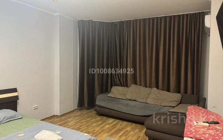 2-бөлмелі пәтер · 55 м² · 4/9 қабат, Таугүл ш/а., Мкр Таугуль Мустай Карима 12/17, бағасы: 43 млн ₸ в Алматы, Ауэзовский р-н — фото 2