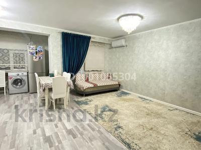 Продажа квартир в Шымкенте: 2-комнатная квартира · 48.2 м² · 7/9 этаж, мкр Нурсат 2 19 — Шаяхметова - Аргынбекова за 25 млн 〒 2-комнатная квартира · 48.2 м² · 7/9 этаж, мкр Нурсат 2 19 — Шаяхметова - Аргынбекова за 25 млн 〒 в Шымкенте, Каратауский р-н