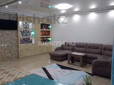 2-комнатная квартира, 65 м², 1/5 этаж посуточно, Назарбаева за 12 000 〒 в Кокшетау