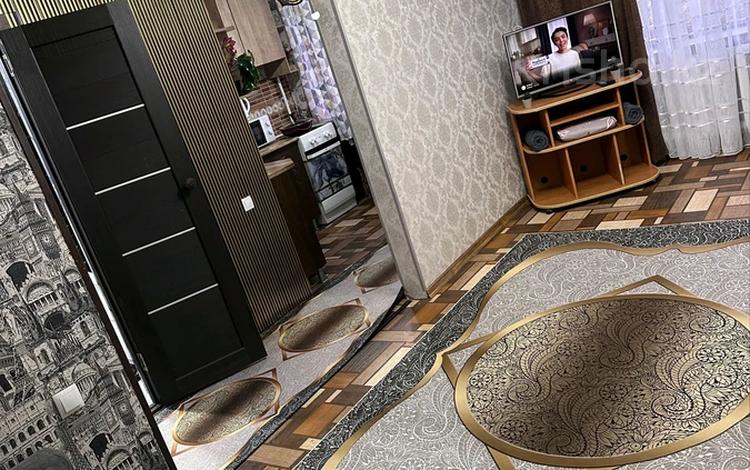 2-бөлмелі пәтер · 50 м² · 1/5 қабат, Назарбаева 11/2 — Площадь ушаново, бағасы: 16 000 ₸ в Усть-Каменогорске, Ульбинский — фото 2