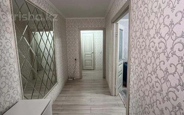 4-комнатная квартира · 80 м² · 1/9 этаж, мкр Юго-Восток, мкр Степной 2 за 26.5 млн ₸ в Караганде, Казыбек би р-н — фото 2