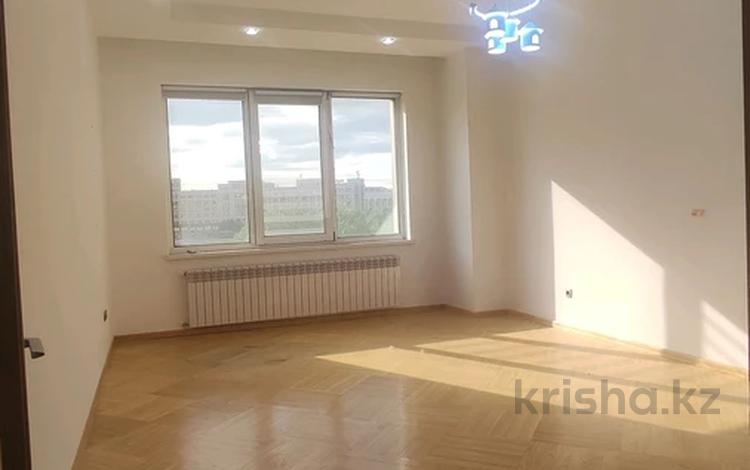 4-комнатная квартира · 175 м² · 4/7 этаж, Кабанбай батыра 34/1 за 99.5 млн ₸ в Астане, Есильский р-н — фото 2