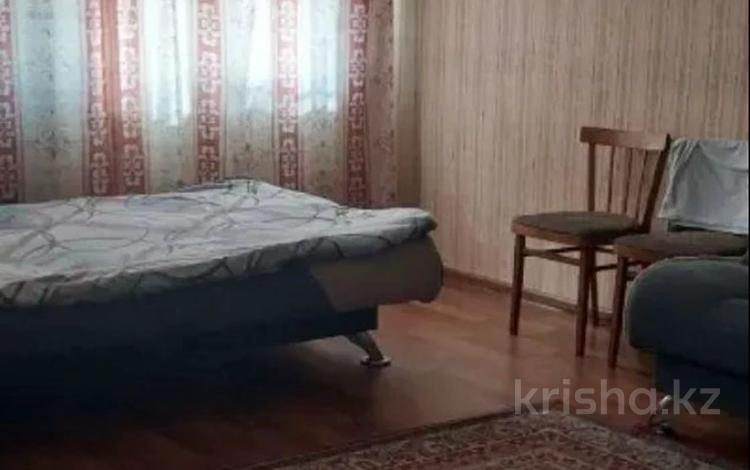 1-комнатная квартира · 30.4 м² · 3/5 этаж, Кабанбай Батыра 121 за 12 млн ₸ в Усть-Каменогорске — фото 2