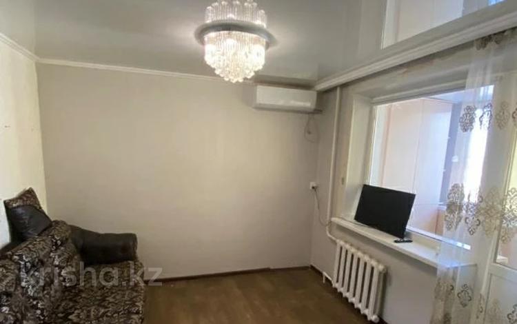 2-комнатная квартира, 54 м², 4/5 этаж помесячно, Абулхаир хана 101/1