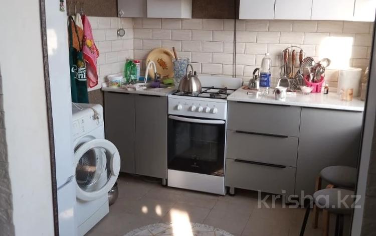 2-бөлмелі пәтер · 45.2 м² · 5/5 қабат, Каршымбай Ахмедияров 26, бағасы: 18 млн ₸ в Балыкшы — фото 4