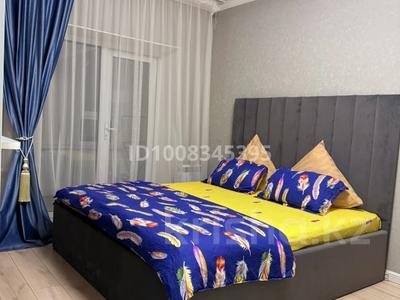 1-комнатная квартира · 56 м² · 2/9 этаж, мкр Нурсат, Аргынбекова 29/6 — Шаяхметова и аргынбекова за 15 000 ₸ в Шымкенте, Каратауский р-н