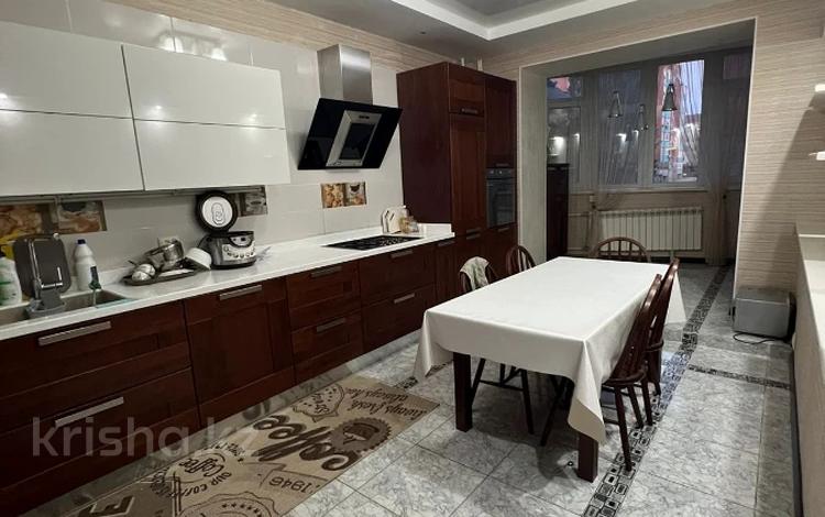 4-бөлмелі пәтер · 171 м² · 1/8 қабат, Санкибай батыра, бағасы: 65 млн ₸ в Актобе — фото 2