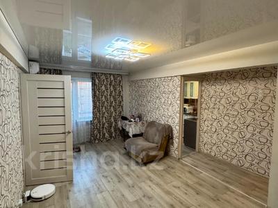 2-бөлмелі пәтер · 45.4 м² · 4/5 қабат, Амре Кашаубаева 9, бағасы: 17 млн ₸ в Усть-Каменогорске