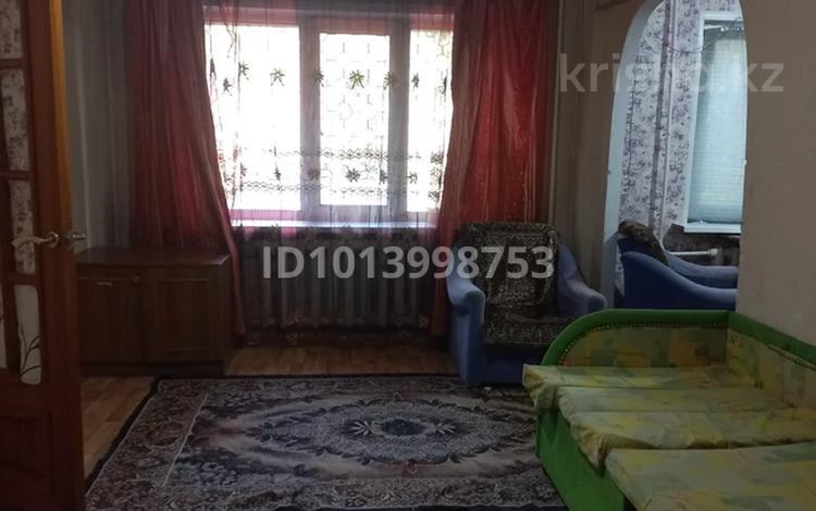 2-комнатная квартира · 45 м² · 1/5 этаж, Бурова 45 за 140 000 ₸ в Усть-Каменогорске — фото 2
