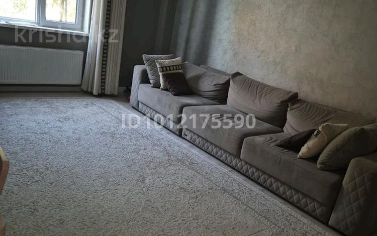 2-комнатная квартира · 65 м² · 3/10 этаж, Мкр. Аксай-1 за 40.4 млн ₸ в Алматы, Ауэзовский р-н — фото 2