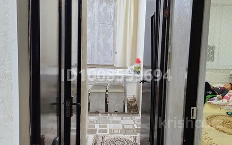 3-комнатная квартира · 61.9 м² · 1/5 этаж, мкр Самал 39 за 20 млн 〒 в Таразе — фото 2