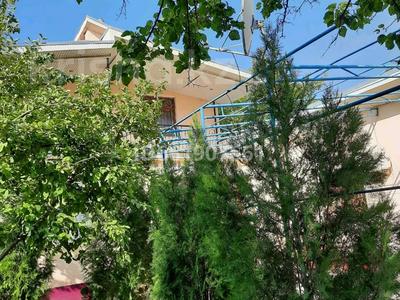 Жеке үй · 7 бөлме · 250 м² · 6 жүзд., Айтиева 72 — 9-января, бағасы: 98 млн ₸ в Таразе