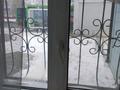 3-бөлмелі пәтер · 60 м² · 1/4 қабат, Ауэзова 55 — МЧС, детская стоматология,Сауран,налоговая, бағасы: 13.8 млн ₸ в Атырау, мкр Жилгородок — фото 4