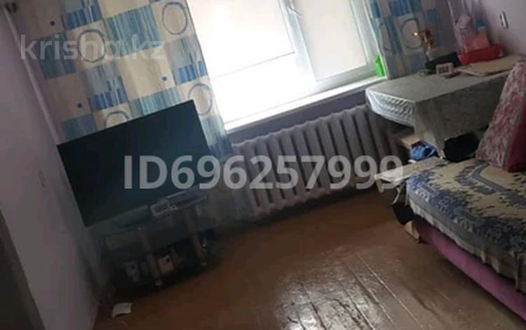 2-комнатная квартира · 45 м² · 1/5 этаж, 5мкр 2 за 10 млн ₸ в Лисаковске — фото 2