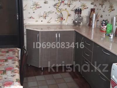 3-бөлмелі пәтер · 70 м² · 2/5 қабат, 18-й микрорайон, 18-й микрорайон 7, бағасы: 27.5 млн ₸ в Шымкенте, Аль-Фарабийский р-н