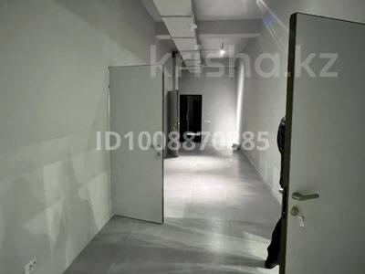 Еркін, кеңселер, қоймалар, білім орталықтары, ойын-сауық · 350 м², бағасы: 75 млн ₸ в Алматы, Медеуский р-н