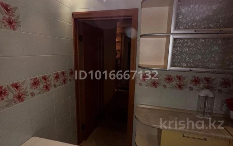 2-комнатная квартира · 42 м² · 1/5 этаж, Торайгырова 63 за 180 000 ₸ в Павлодаре — фото 2