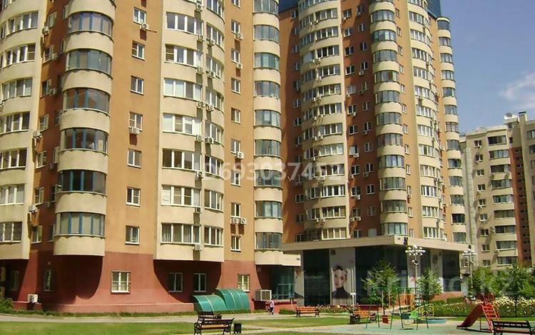 2-комнатная квартира, 80 м², 3/9 этаж, мкр Керемет за 70 млн 〒 в Алматы, Бостандыкский р-н — фото 2