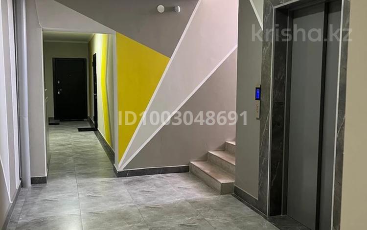 1-бөлмелі пәтер · 41 м² · 4/10 қабат, Юго-Восток ш/а., Дюсембекова, бағасы: 180 000 ₸ в Караганде, Казыбек би р-н — фото 2