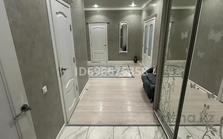 3-бөлмелі пәтер · 110 м² · 6/9 қабат, мкр. Алтын орда, АлияМолдагулова 60/1, бағасы: 47 млн ₸ в Актобе — фото 2