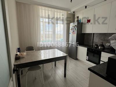 1-комнатная квартира · 41 м² · 5/9 этаж, Ш. Айтматова 33 за 240 000 ₸ в Астане, Нура р-н