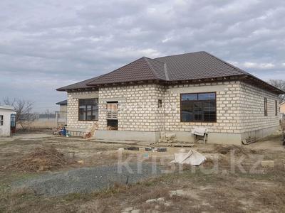 Отдельный дом · 6 комнат · 256 м² · 20 сот., Жексемалиев 8 — На берегу Урала за 32 млн ₸ в Атырау