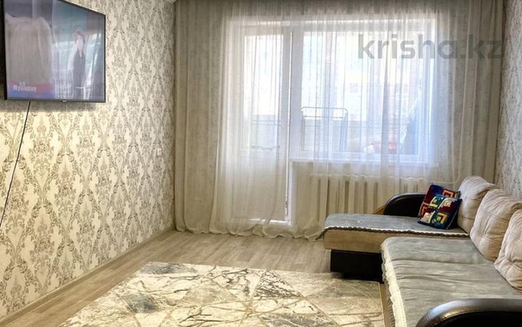 3-комнатная квартира, 60 м², 2/5 этаж, Юбилейный 32 за 17.5 млн 〒 в Кокшетау — фото 2