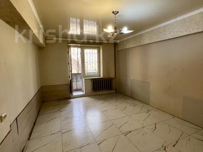 1-комнатная квартира · 35 м² · 2/5 этаж, мкр Жулдыз-2 35 — Magnum за ~ 19 млн 〒 в Алматы, Турксибский р-н