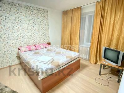 Аренда квартир посуточно в Алматы: 1-комнатная квартира · 35 м² · 2/4 этаж, Райымбек 153 за 12 000 〒 1-комнатная квартира · 35 м² · 2/4 этаж, Райымбек 153 за 12 000 〒 в Алматы, Жетысуский р-н