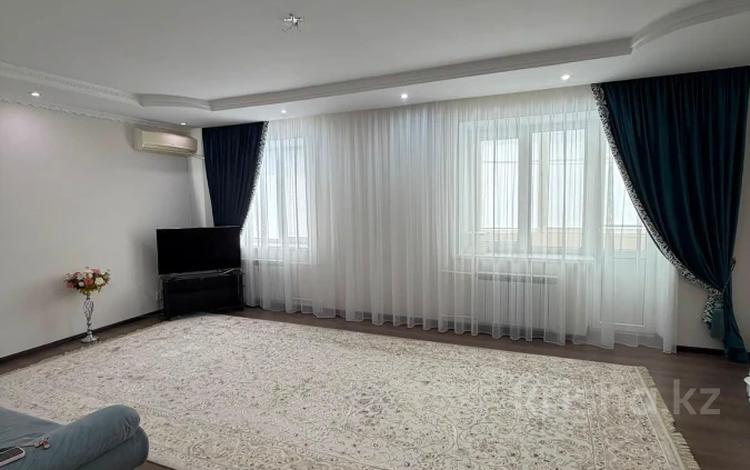3-бөлмелі пәтер · 87.7 м² · 4/5 қабат, Смагулова 52а, бағасы: 25 млн ₸ в Атырау — фото 2